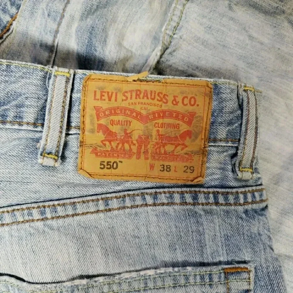 Levis Men Size 38 x 29 Jeans 550 Relaxed Fit Pants Cotton Light Wash Denim - Picture 4 of 8